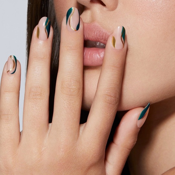 STATIC NAILS Other - Static Nails Reusable Pop-On Manicure